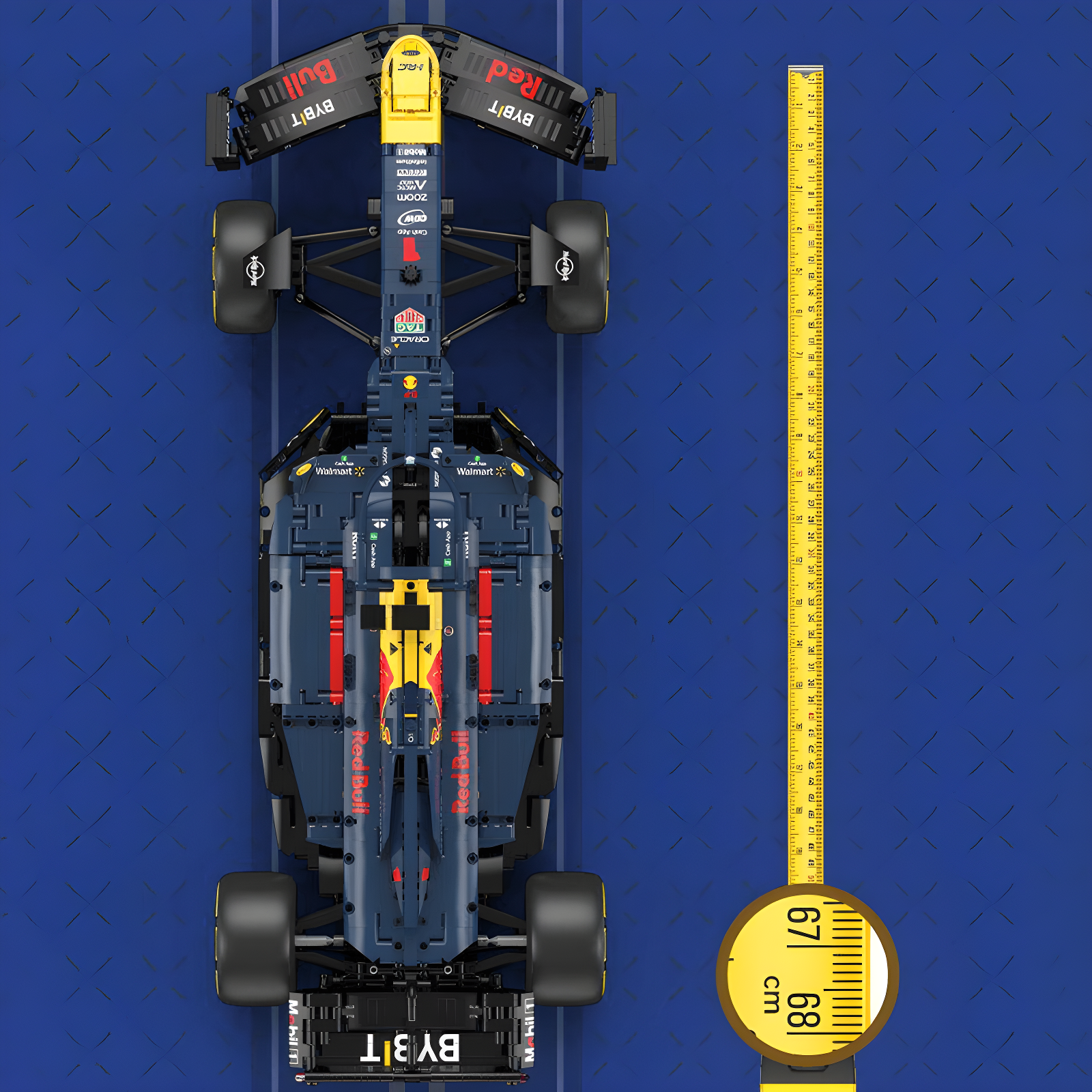 The Ultimate Oracle Red Bull Racing 2463pcs