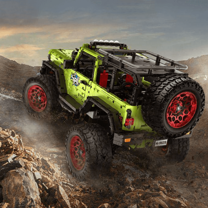 The Ultimate 1:6 scale Off-Roader 2544pcs