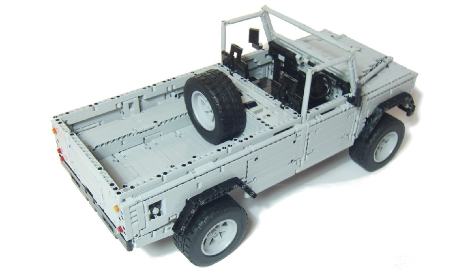 Remote Controlled SUV 3438pcs